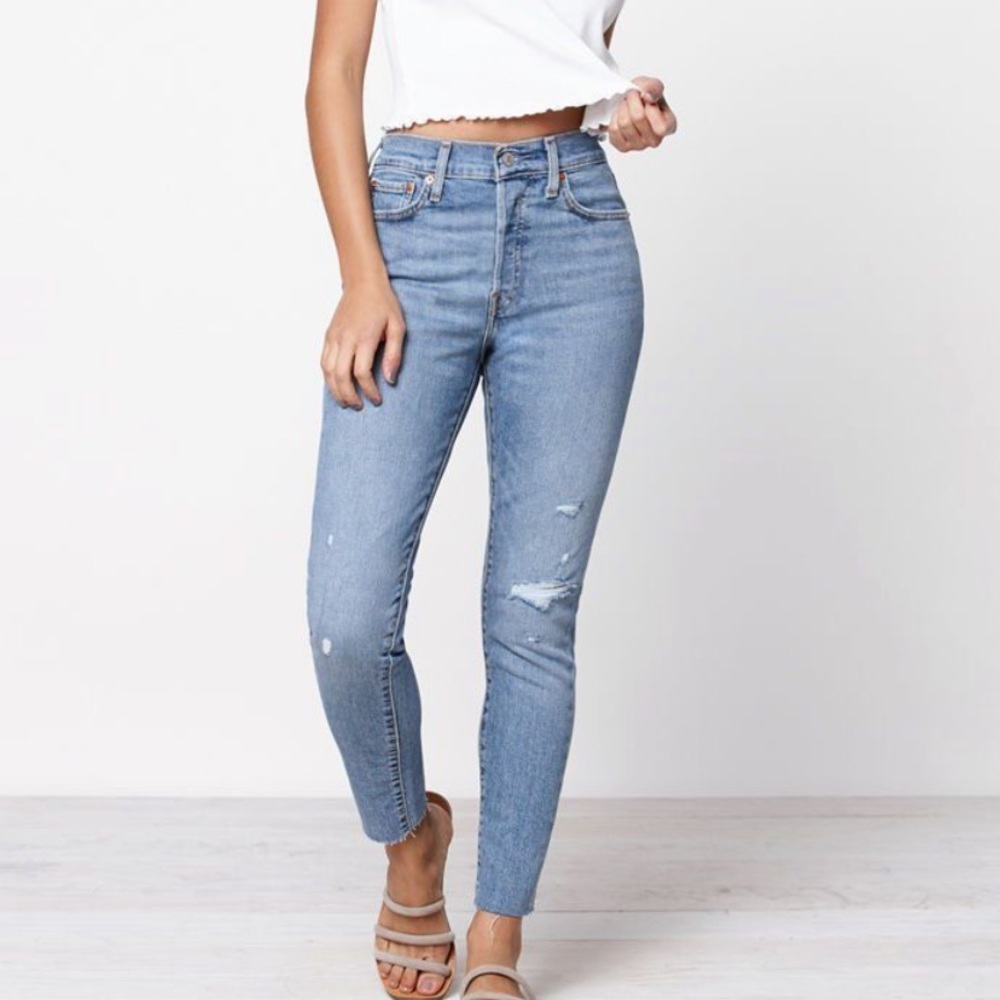 Levi’s Wedgie Skinny Denim Jeans in Blue Spice